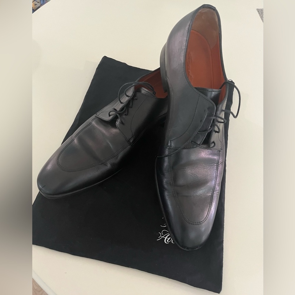 Santoni Men’s Black Leather Shoes Used Size 11.